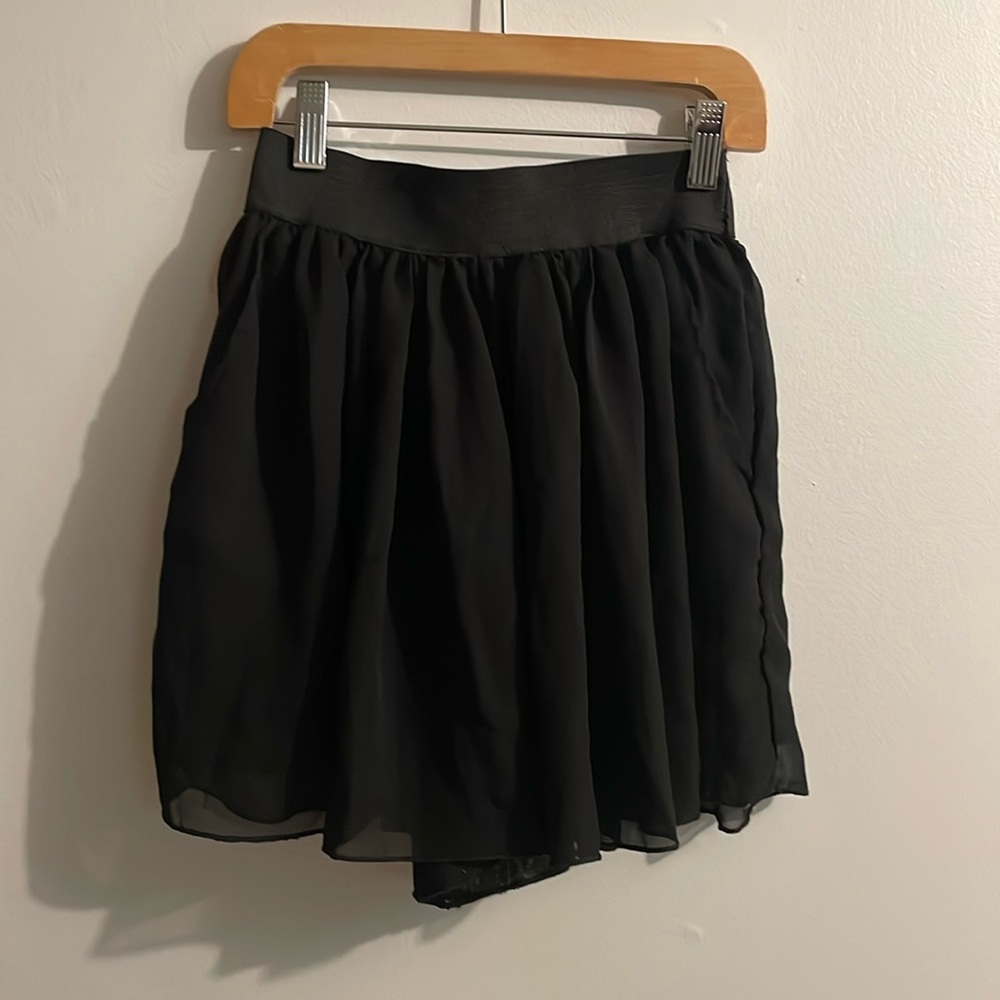 Black Chiffon skort NWT